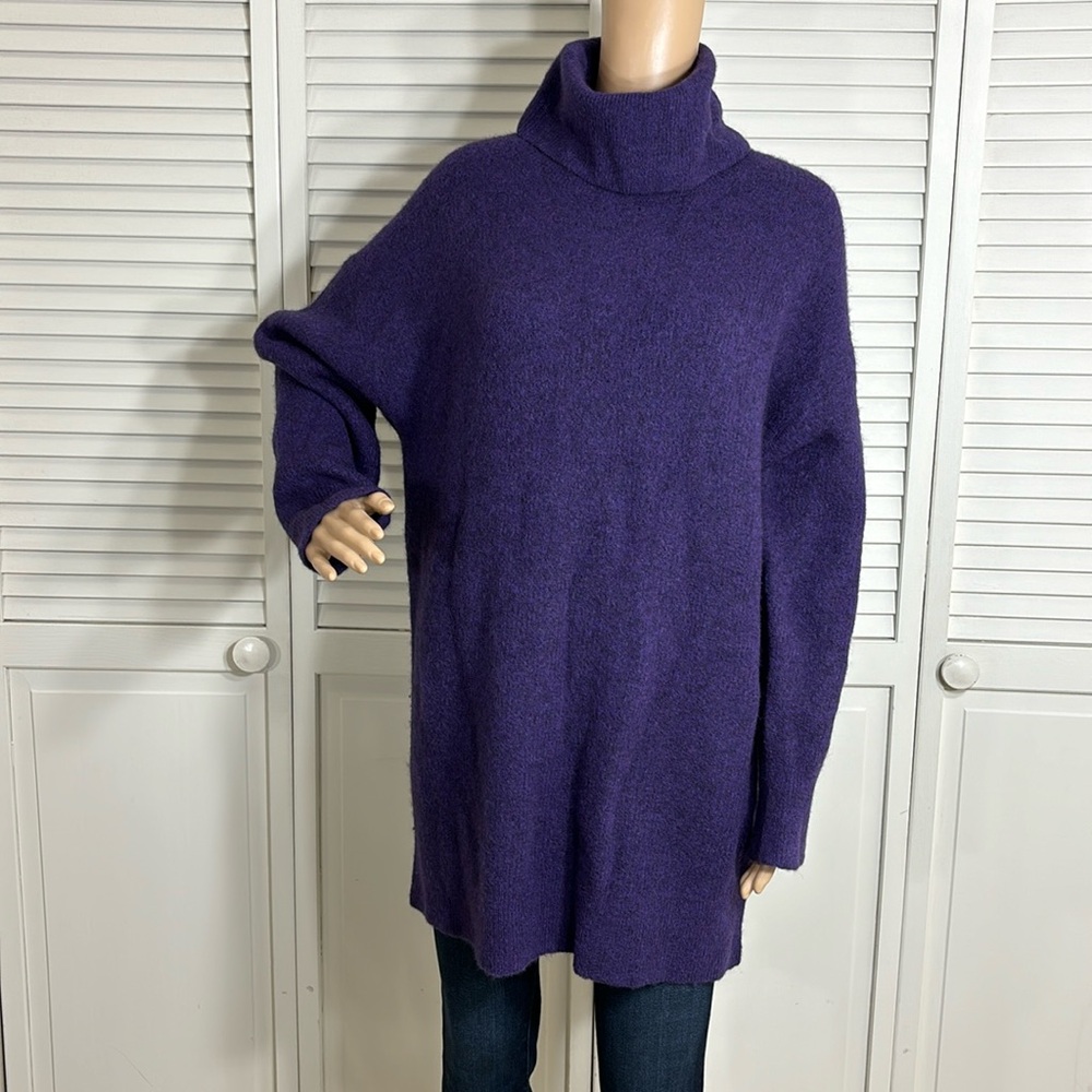 Babaton Lacombe Turtleneck Oversized Sweater Small
